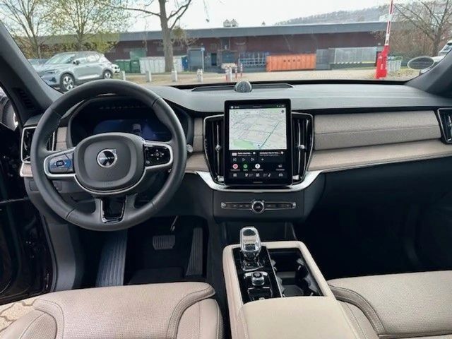 Volvo XC90 AWD Dark Plus Recharge