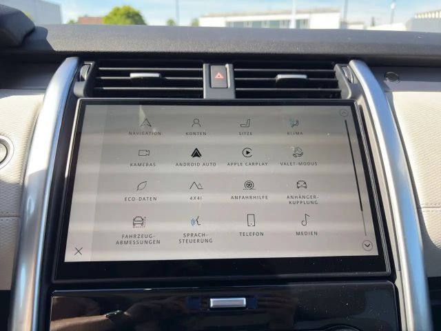 Land Rover Discovery D250 Dynamic HSE