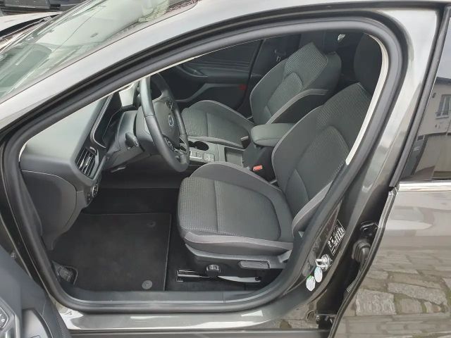 Ford Focus Cool & Connect Wagon