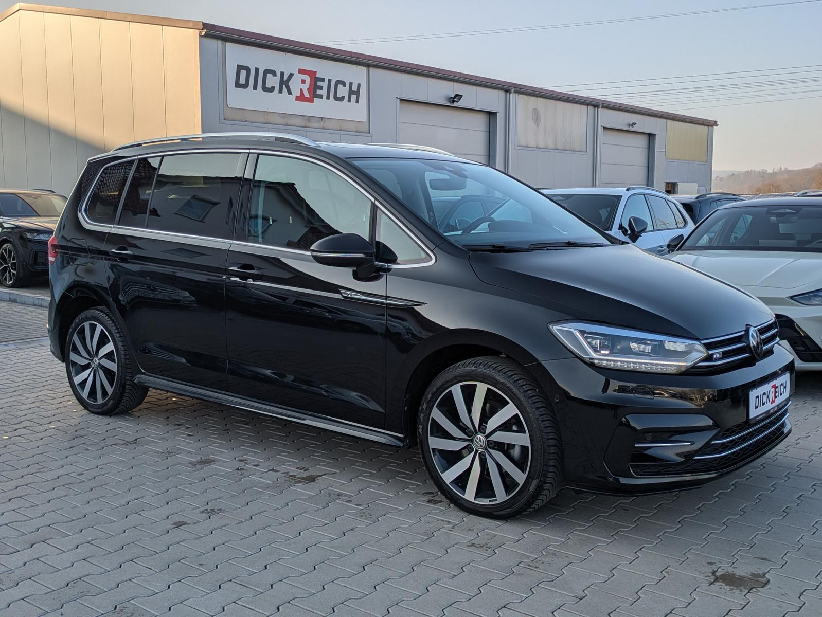 Volkswagen Touran DSG Highline IQ.Drive R-Line