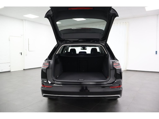 Volkswagen Golf 2.0 TDI DSG Golf VIII Variant