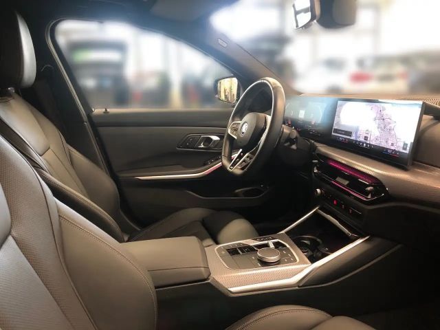 BMW 330 330e Sedan xDrive