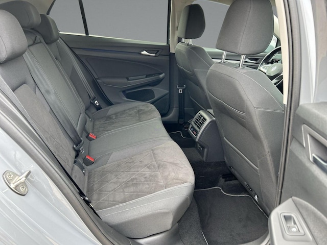 Volkswagen Golf 1.5 TSI Golf VIII Style