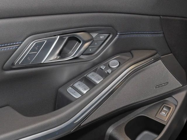 BMW 330 330i M-Sport Sedan