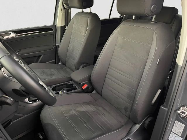 Volkswagen Touran DSG Highline R-Line