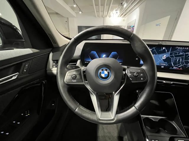 BMW iX1 xDrive30