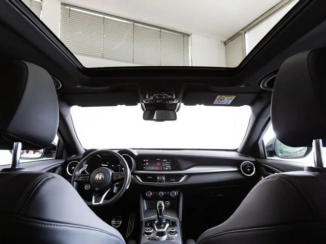 Alfa Romeo Stelvio AT8 Q4 Veloce