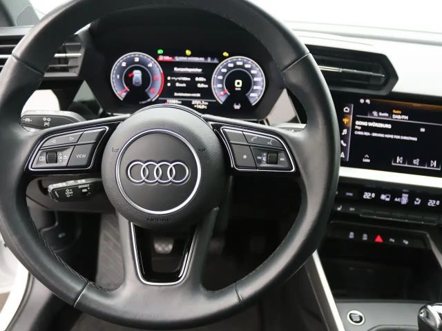 Audi A3 30 TDI Sedan