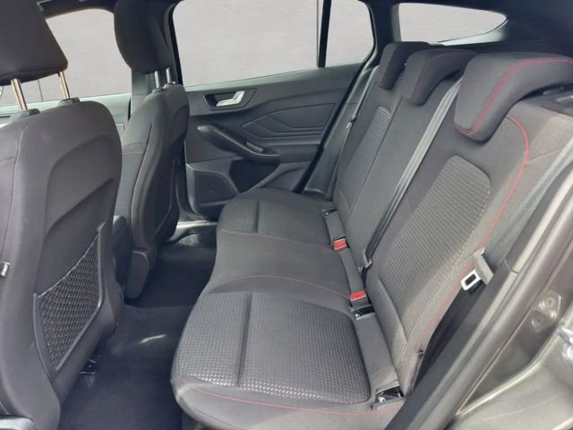 Ford Focus EcoBoost ST Line Wagon