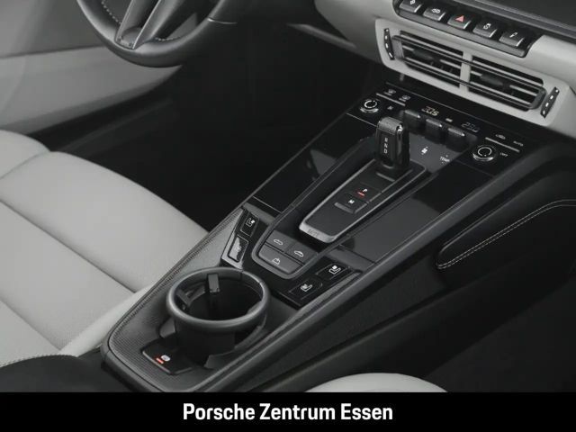 Porsche 992 4 Cabrio Carrera GTS