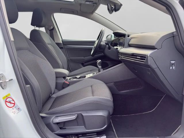 Volkswagen Golf 1.0 TSI