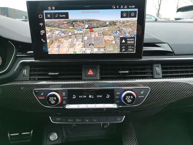 Audi A4 40 TFSI Avant Quattro S-Line S-Tronic