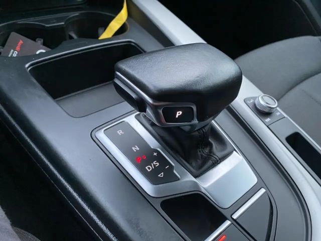 Audi A4 35 TFSI Avant S-Tronic