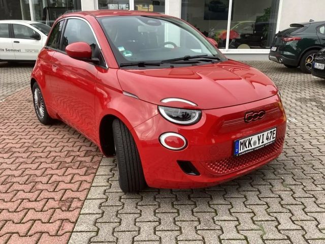 Fiat 500e RED