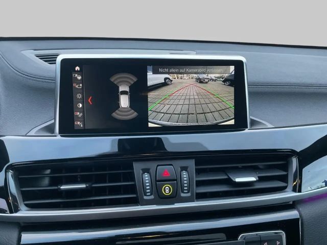 BMW X2 Sedan sDrive18i