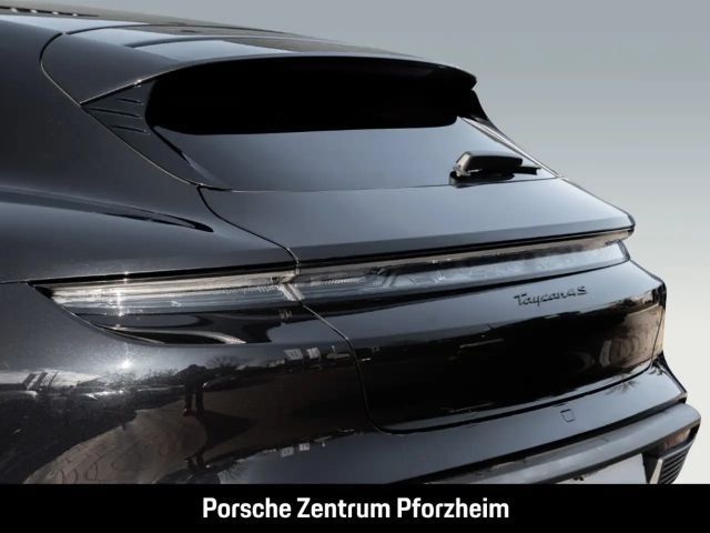 Porsche Taycan 4S Cross Turismo