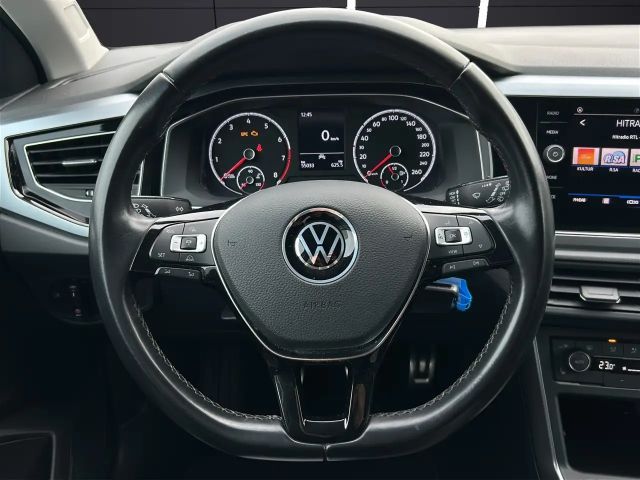Volkswagen Polo TSI Active LED Climatronic ACC PDC SH LM