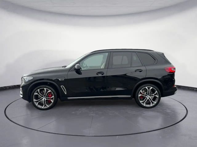 BMW X5 xDrive45e
