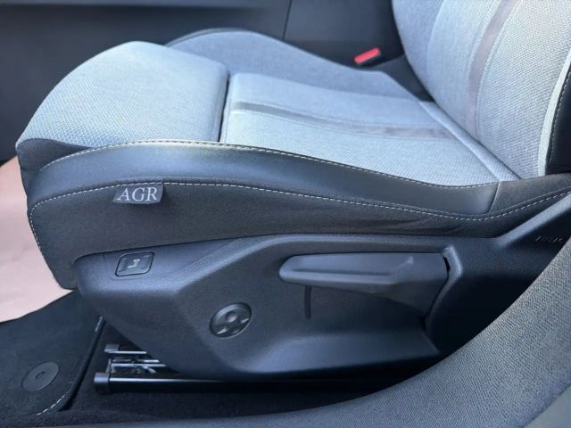 Opel Astra Business Elegance