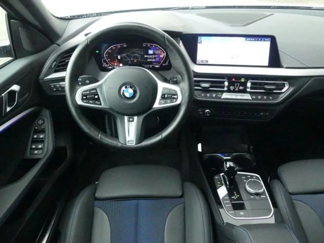 BMW 220 220i Coupé M-Sport