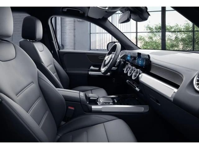 Mercedes-Benz GLB 200 4MATIC AMG Line