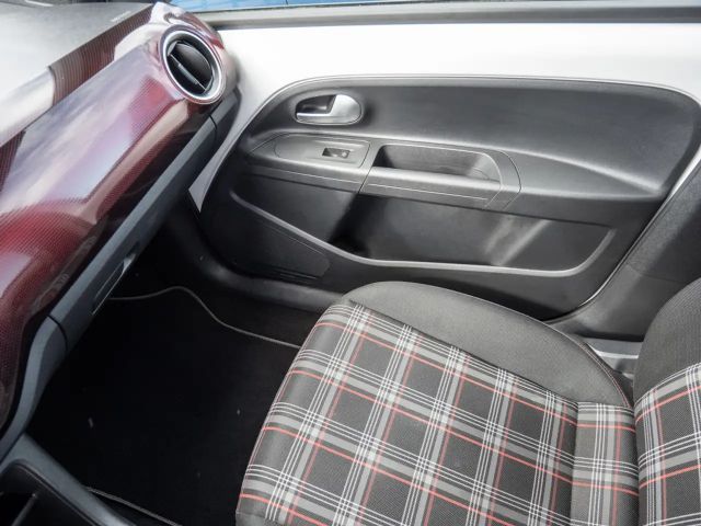 Volkswagen up! 1.0 TSI GTI
