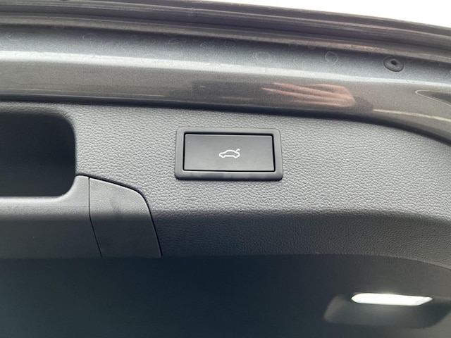 Volkswagen Passat Business DSG