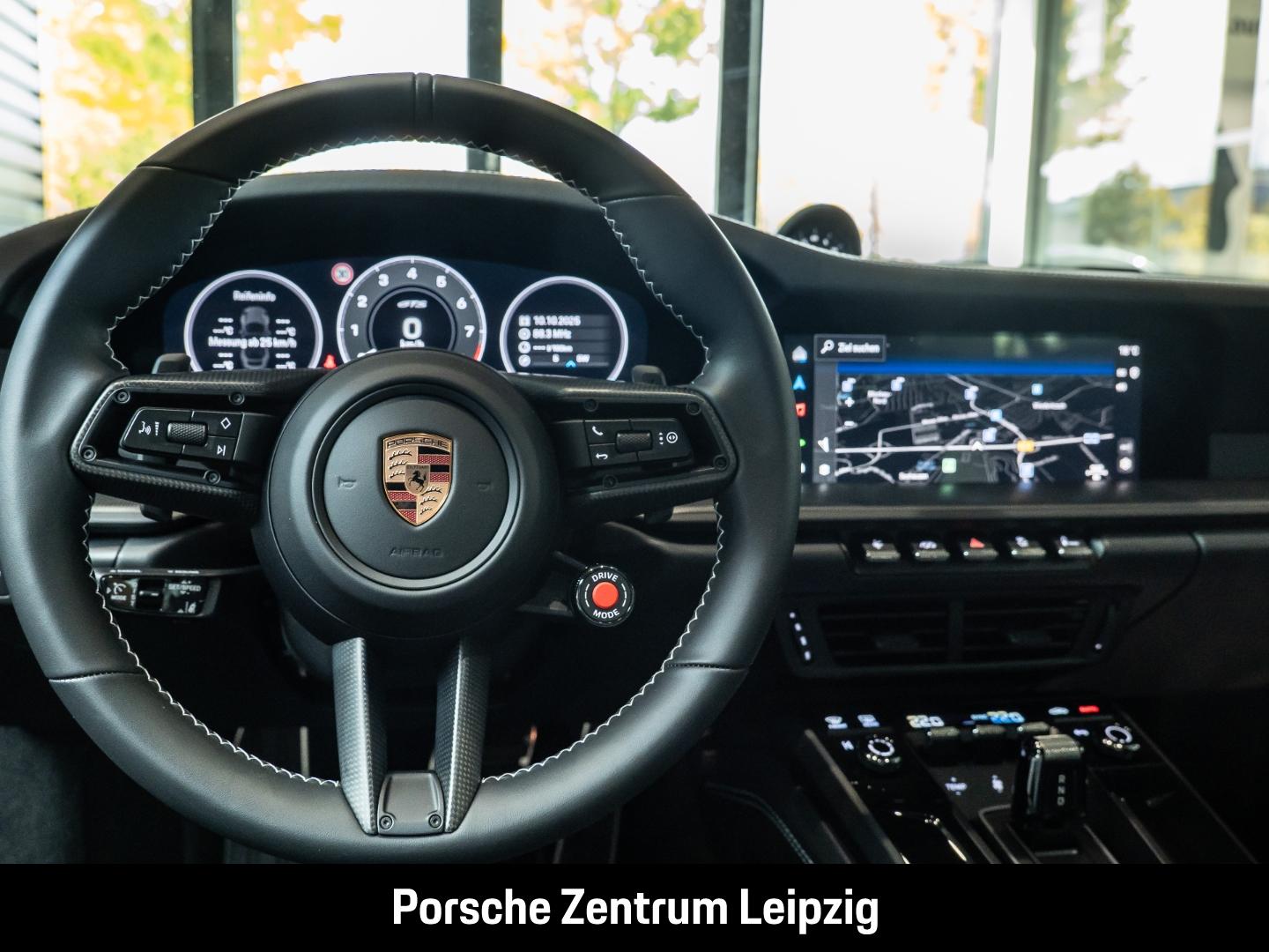 Porsche 911 992 Cabriolet Carrera GTS