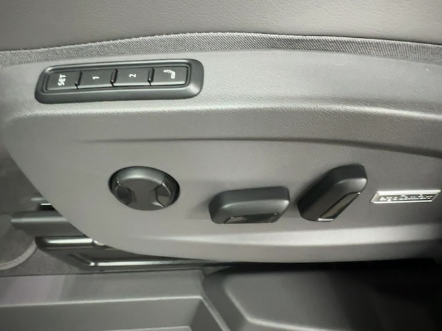 Volkswagen Multivan DSG Lang Style