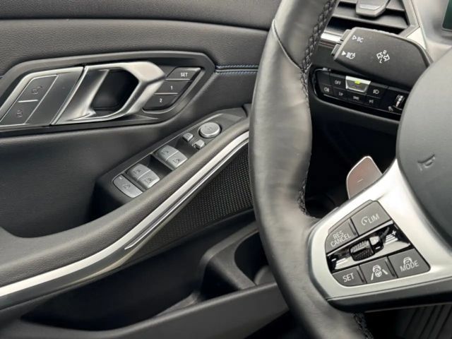 BMW 320 320d M-Sport Sedan xDrive