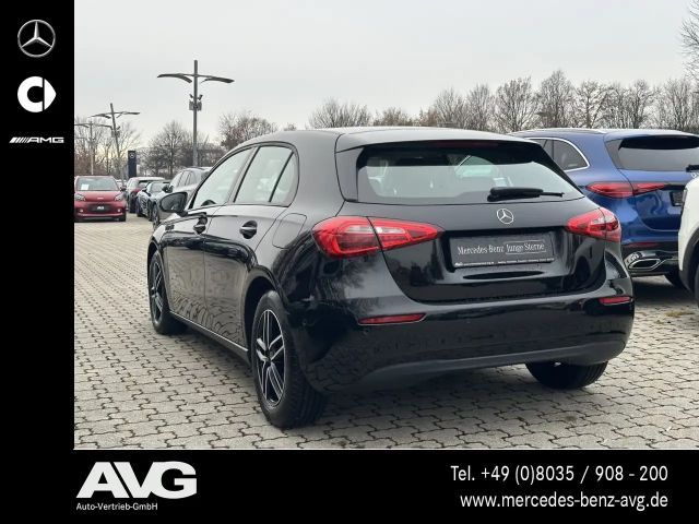 Mercedes-Benz A 180 Hatchback
