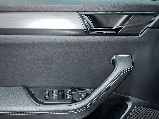 Skoda Superb 2.0 TDI Combi Style Style