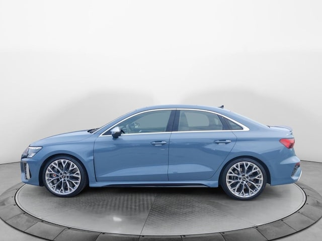 Audi RS3 Quattro S-Tronic Sedan