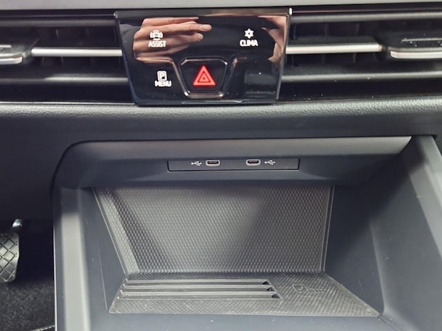 Volkswagen Golf 1.5 eTSI Life Variant