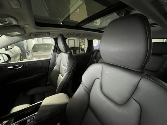 Volvo XC60 AWD Dark Plus Recharge T6