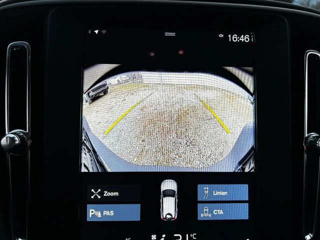 Volvo XC40 Essential 2WD