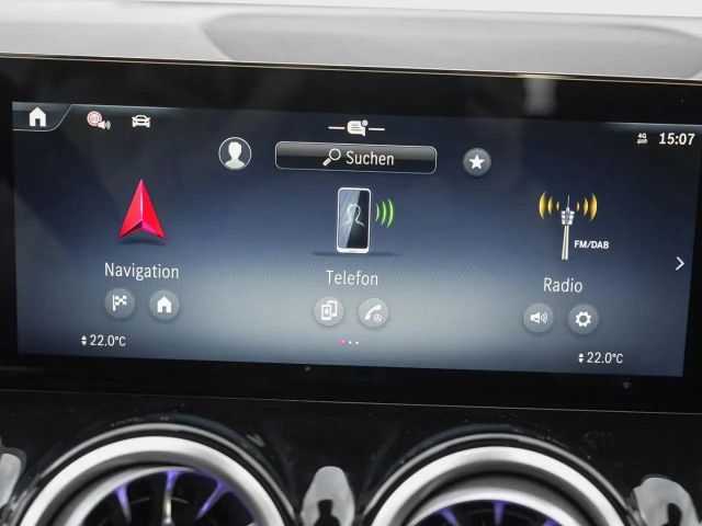 Mercedes-Benz GLB 180 AMG Line