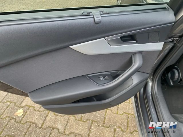 Audi A4 35 TDI Avant S-Line
