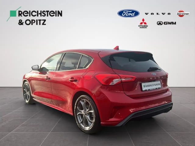 Ford Focus EcoBoost ST Line