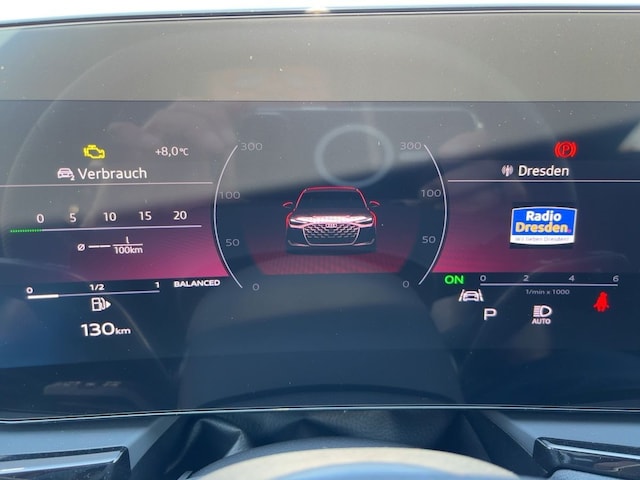 Audi A6 Avant Quattro S-Tronic