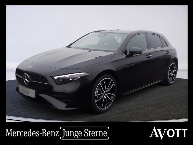 Mercedes-Benz A 180 AMG Line Hatchback