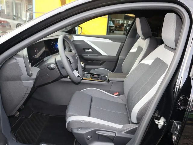 Opel Astra 1.2 Turbo Edition Sports Tourer