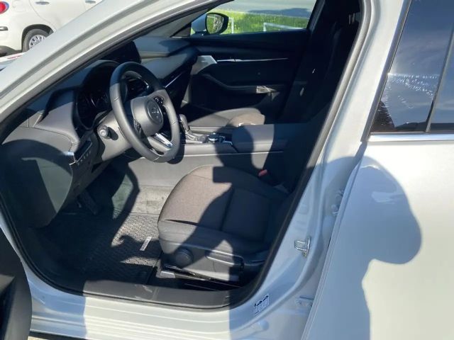 Mazda 3 4WD SkyActiv