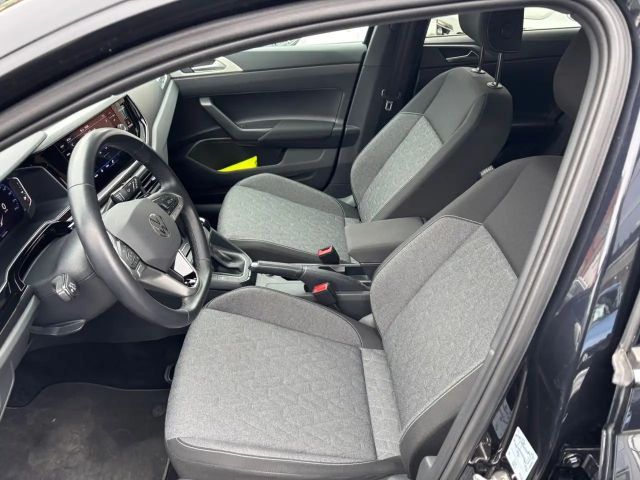 Volkswagen Taigo DSG Move R-Line