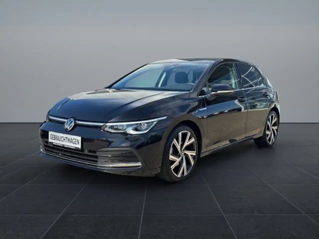 Volkswagen Golf 1.5 eTSI Golf VIII Style