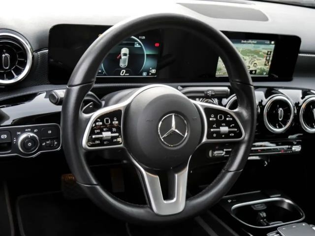 Mercedes-Benz A 180 Progressive