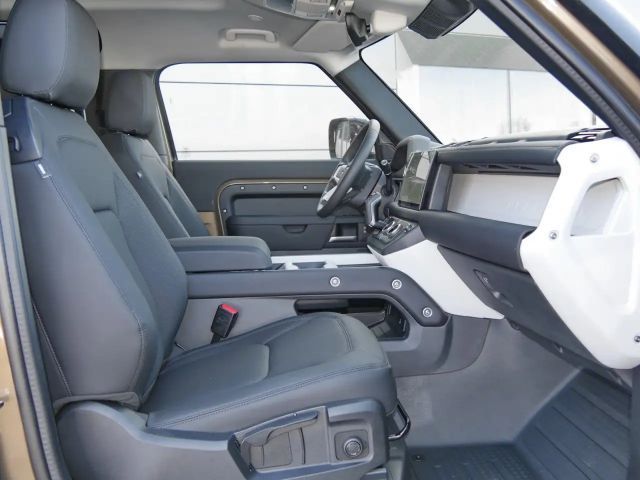 Land Rover Defender 90 S