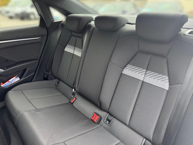 Audi A3 30 TFSI S-Tronic Sedan