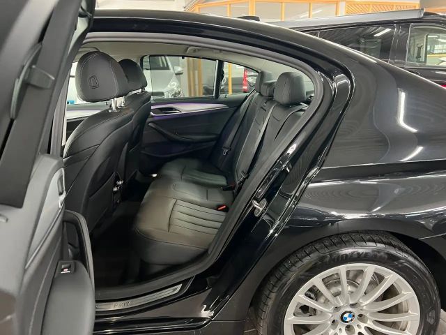 BMW 530 530e Sedan