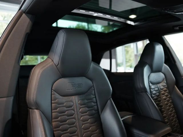 Audi RS Q8 Quattro